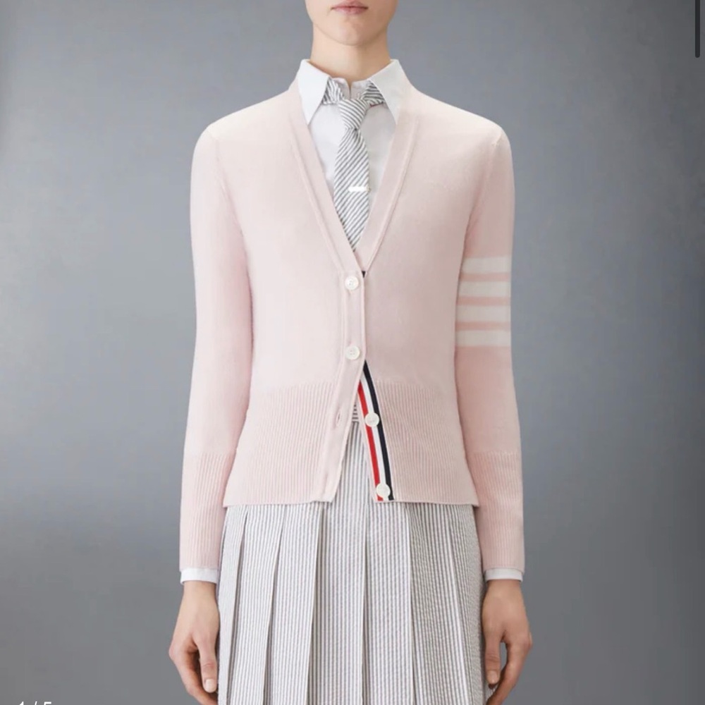 THOM BROWNE CLASSIC CASHMERE 4-BAR V-NECK CARDIGAN  in pink (retail for $1,890)